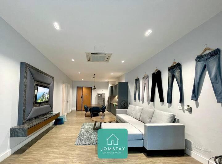 Jomstay Octagon