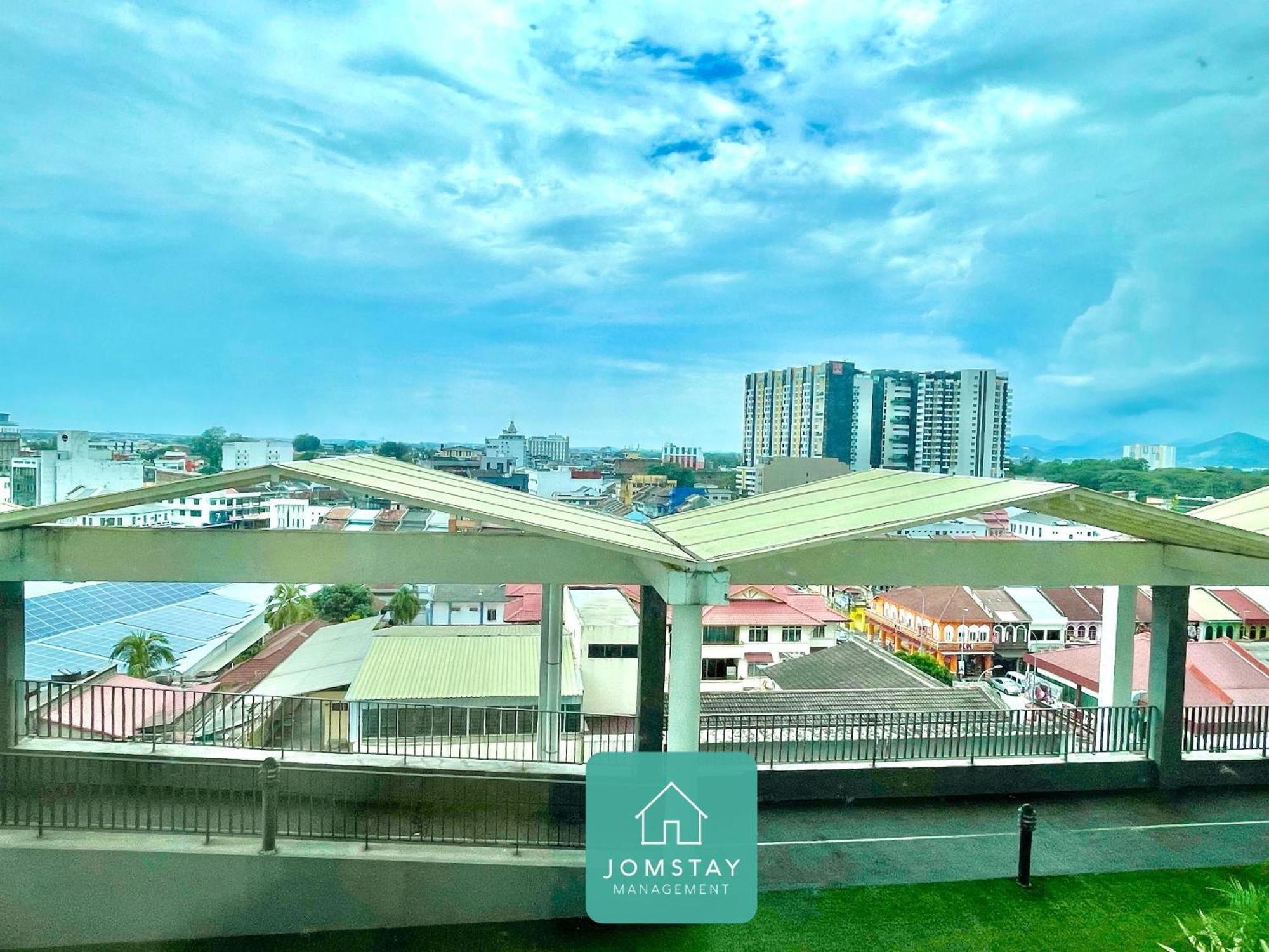 Jomstay Octagon Apartment